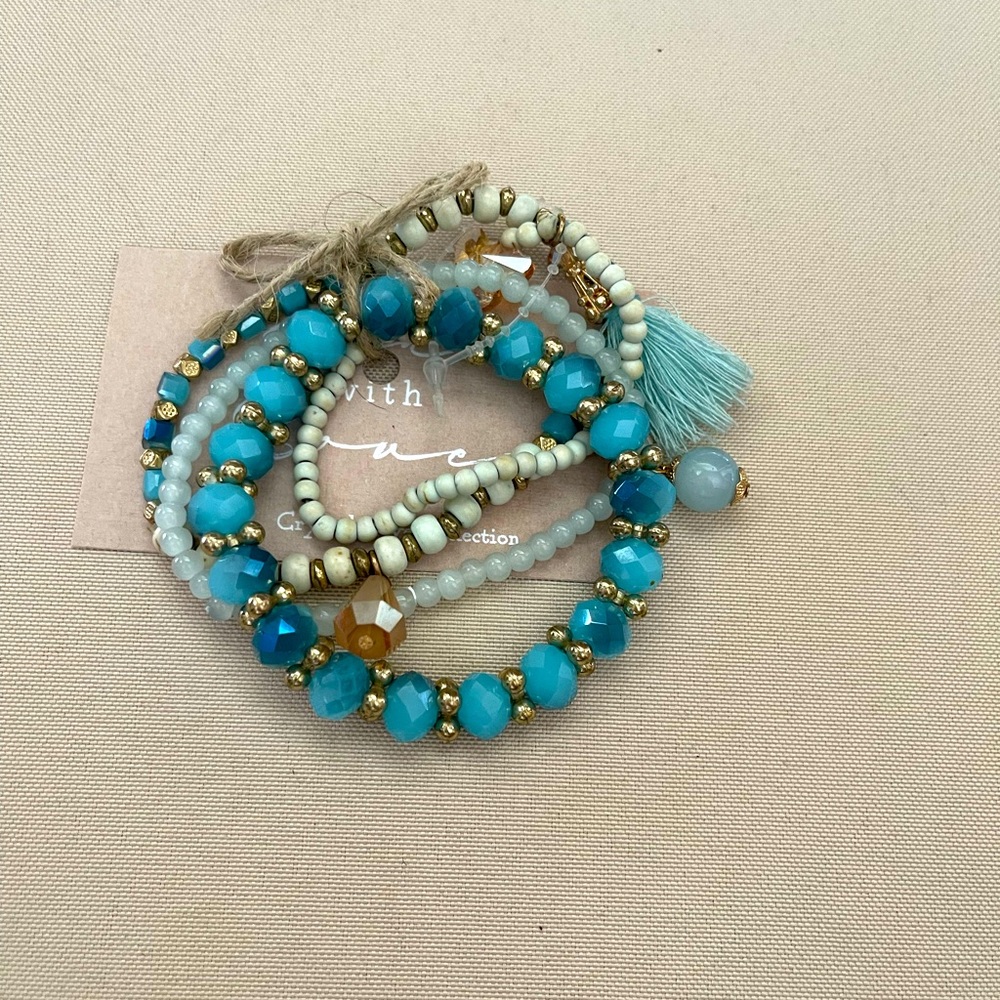 Beautiful natural stone bracelets.
